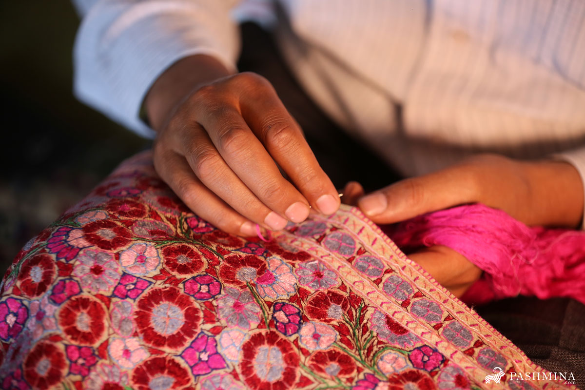 pashmina making Nepali handicrafts | Pashmina