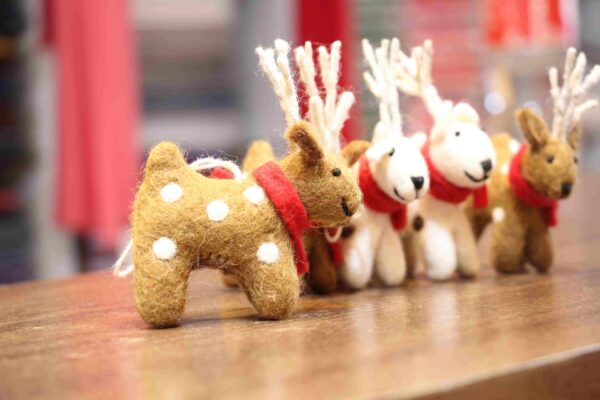 Felt Deers