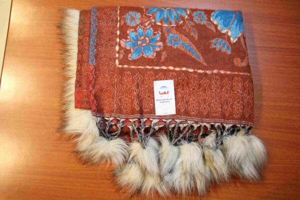 Woolen shawl